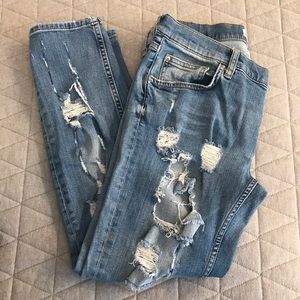 Distressed Ankle Jeans
